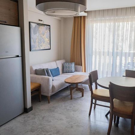 Kalender Pansion Aparthotel Fethiye Luaran gambar